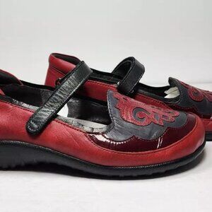 Naot Red Motu Leather Mary Jane Shoes Womens Size 36 / 5.5 Hook & Loop Strap